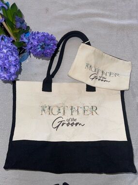 ‘ Mother of the Groom ‘ tote w/ matching makeup bag. Neutral color. Lightweight